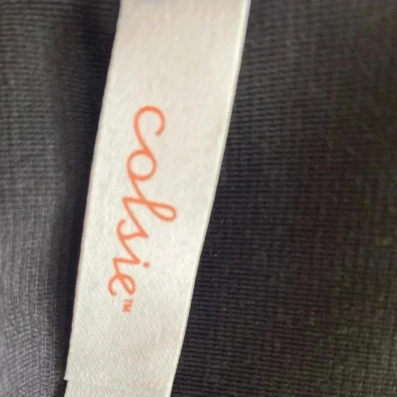 🆕 Colsie Velvet/Ribbed Body Suit 🆕 - Picture 9 of 12